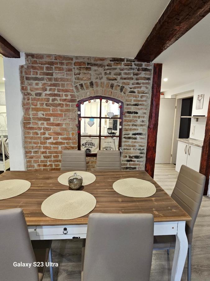 Ferienwohnung ,,Hinter Der Mauer" Hildburghausen Buitenkant foto